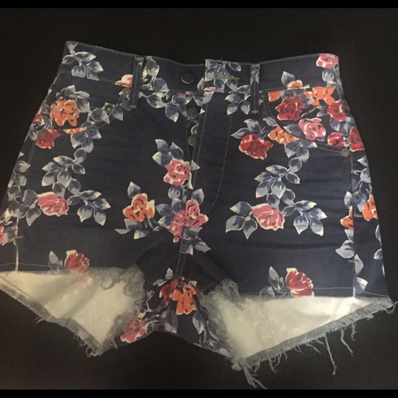 Citizens of Humanity Floral Shorts - Picture 4 of 8